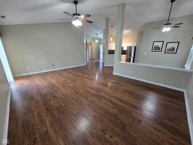 $324,900 | 654 Shortleaf Drive, Avon, IN 46123