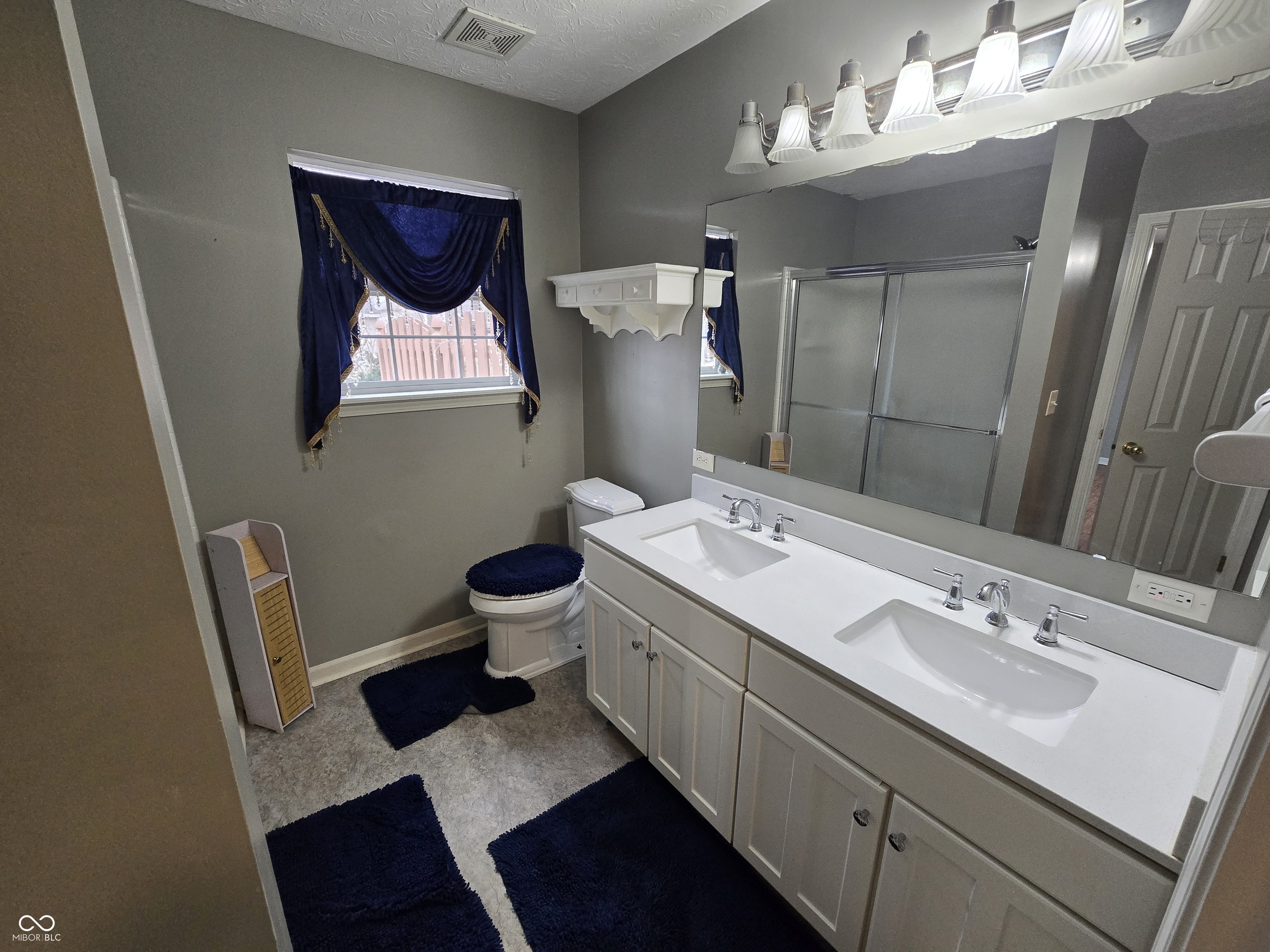 654 Shortleaf Drive Avon, IN 46123 - Photo 23 of 26