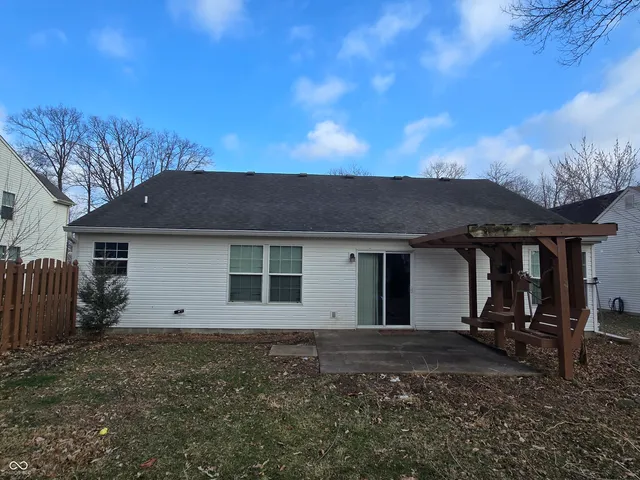 $324,900 | 654 Shortleaf Drive, Avon, IN 46123