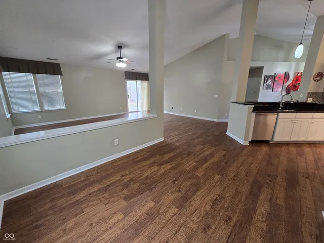 $324,900 | 654 Shortleaf Drive, Avon, IN 46123