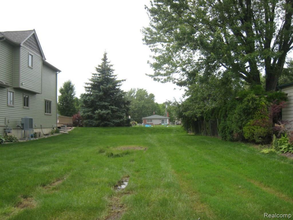 0 Pointe Gibraltar, MI 48173 - Photo 1 of 6