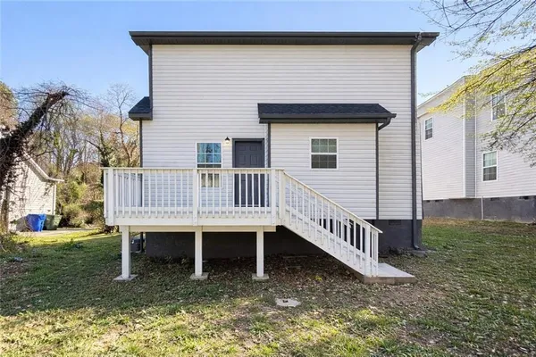 $2,100 | 2259 Sisk Street Northwest, Atlanta, GA 30318