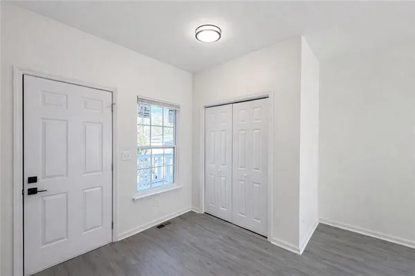 $2,100 | 2259 Sisk Street Northwest, Atlanta, GA 30318
