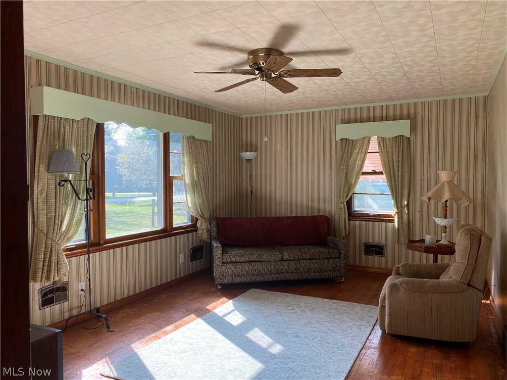 1075 Munroe Falls Kent Road Kent, OH 44240 - Photo 4 of 18 Gallery Image 4