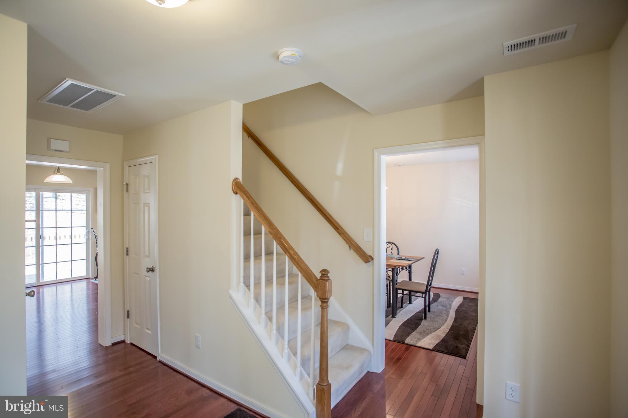 12450 Elk Run Church Road Midland, VA 22728 - Photo 16 of 41 Foyer