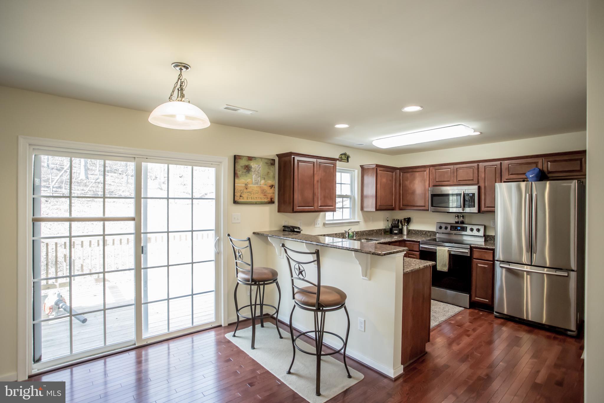 12450 Elk Run Church Road Midland, VA 22728 - Photo 6 of 41 Eat in Kitchen with Sliding doors to lovely deck