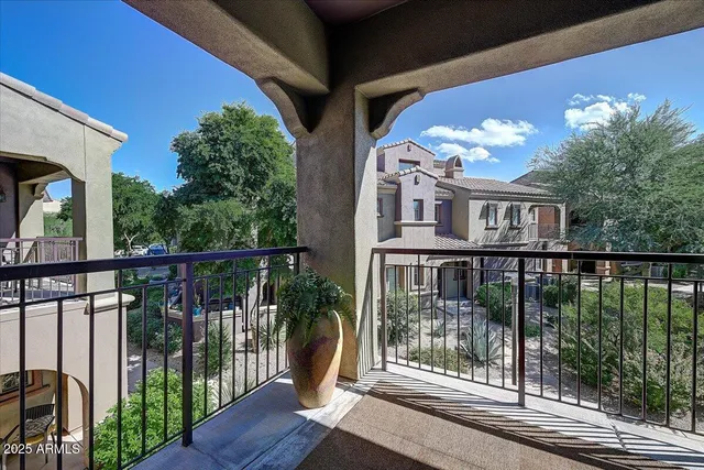 $500,000 | 3935 East Rough Rider Road, Unit 1191, Phoenix, AZ 85050