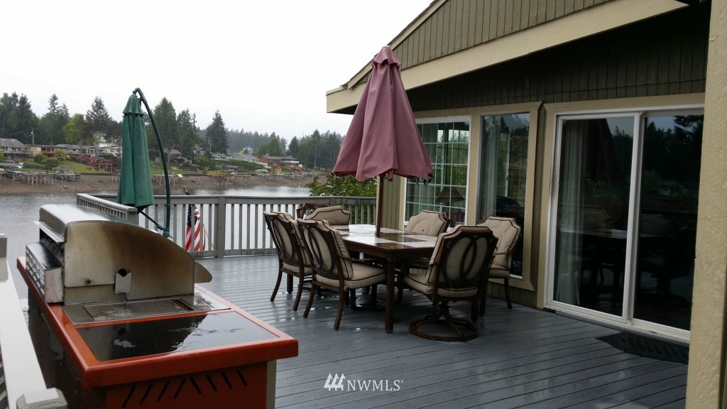 1804 Channel Road East Lake Tapps, WA 98391 - Photo 14 of 25