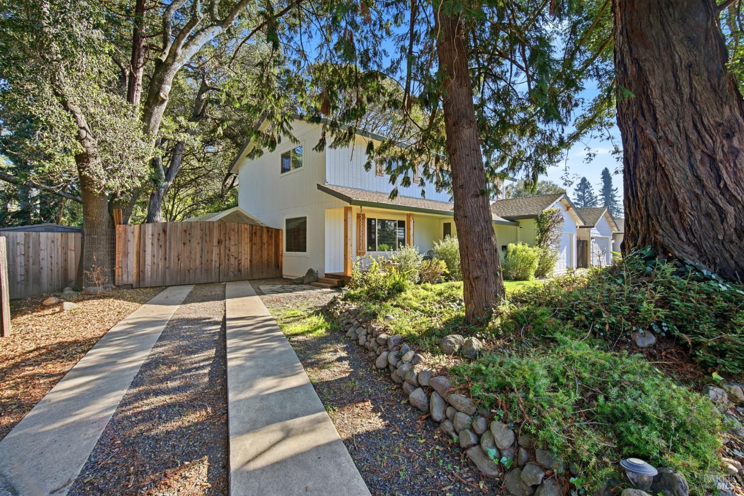 142 Shortt Road Santa Rosa, CA 95405 - Photo 3 of 48