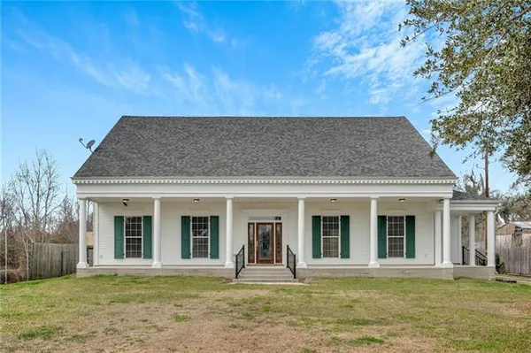 $630,000 | 9474 Barataria Boulevard, Marrero, LA 70072