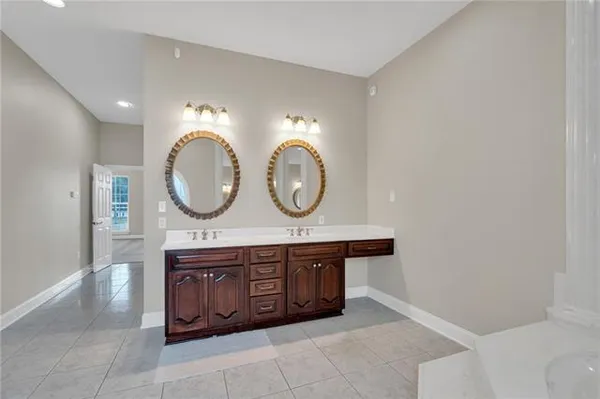 $630,000 | 9474 Barataria Boulevard, Marrero, LA 70072