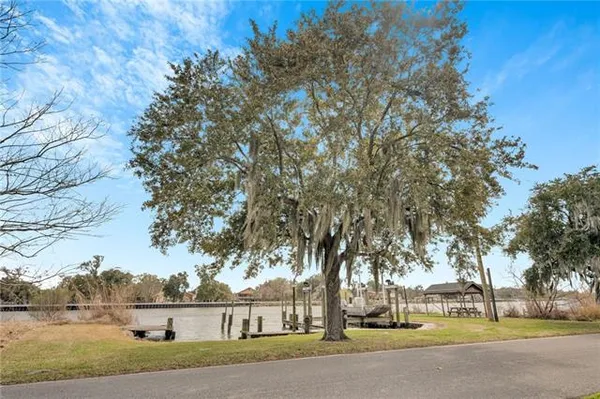 $630,000 | 9474 Barataria Boulevard, Marrero, LA 70072