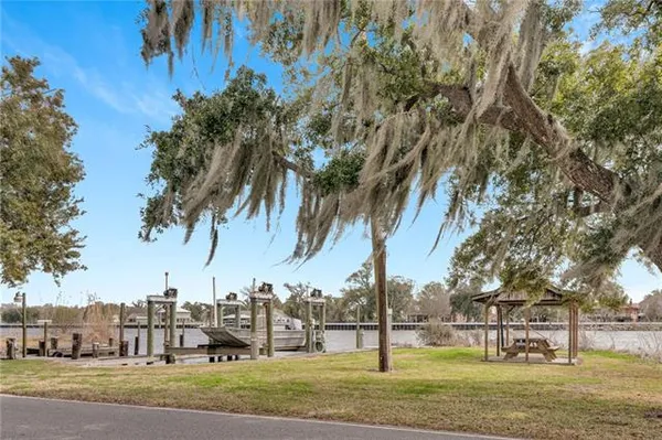 $630,000 | 9474 Barataria Boulevard, Marrero, LA 70072