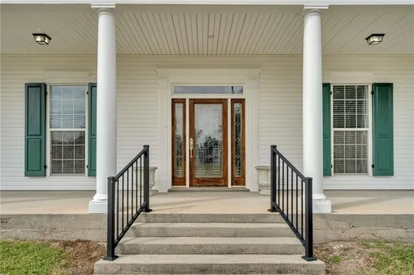 $630,000 | 9474 Barataria Boulevard, Marrero, LA 70072