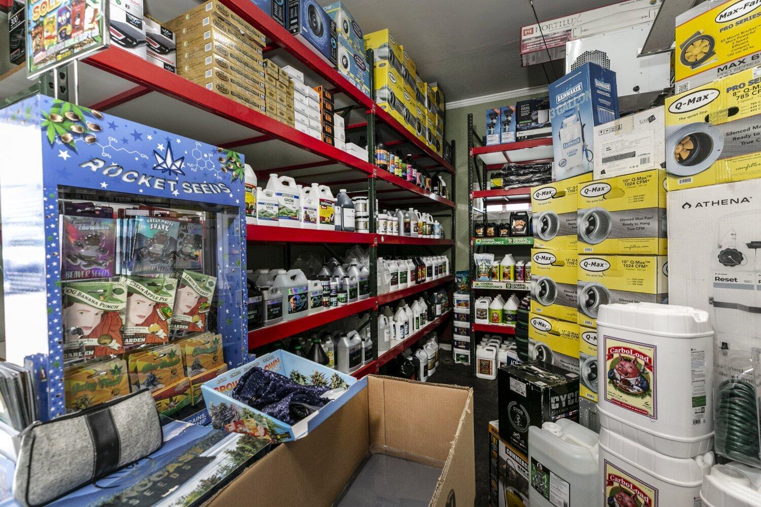 10615 San Fernando Road Pacoima, CA 91331 - Photo 18 of 31 17-SanFernandoRd-55742433e4