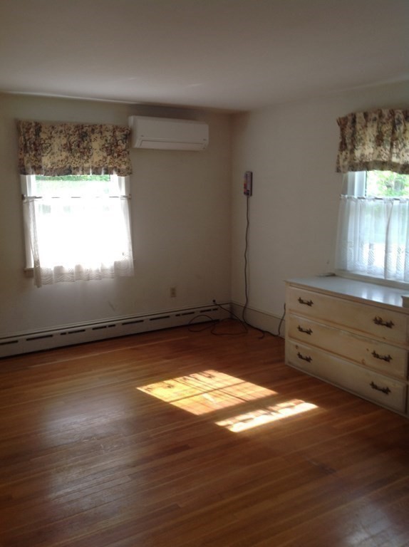 52 Clapp Road Rochester, MA 02770 - Photo 12 of 23