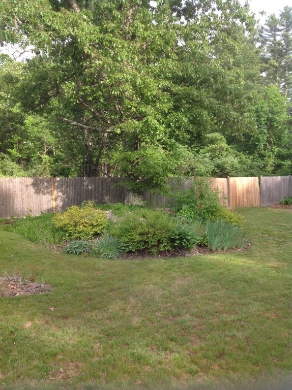 52 Clapp Road Rochester, MA 02770 - Photo 22 of 23