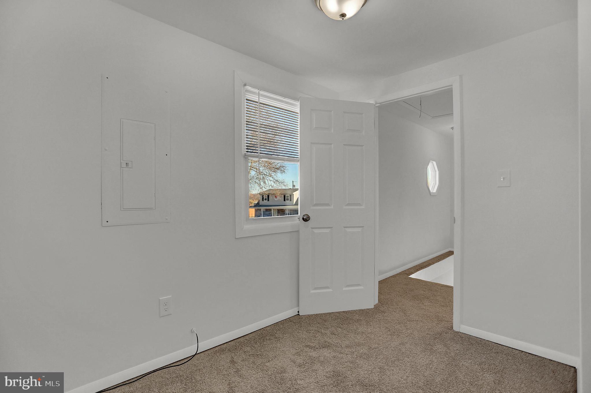 7804 Fairgreen Road Dundalk, MD 21222 - Photo 13 of 25