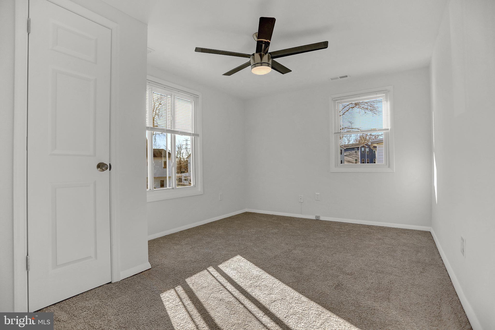 7804 Fairgreen Road Dundalk, MD 21222 - Photo 7 of 25