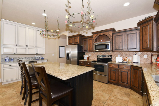 915 Fremont Road Bountiful, UT 84010 - Photo 4 of 10