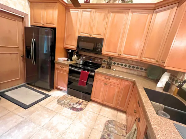 $1,373,000 | 7300 Northwest 44th Terrace, Coconut Creek, FL 33073
