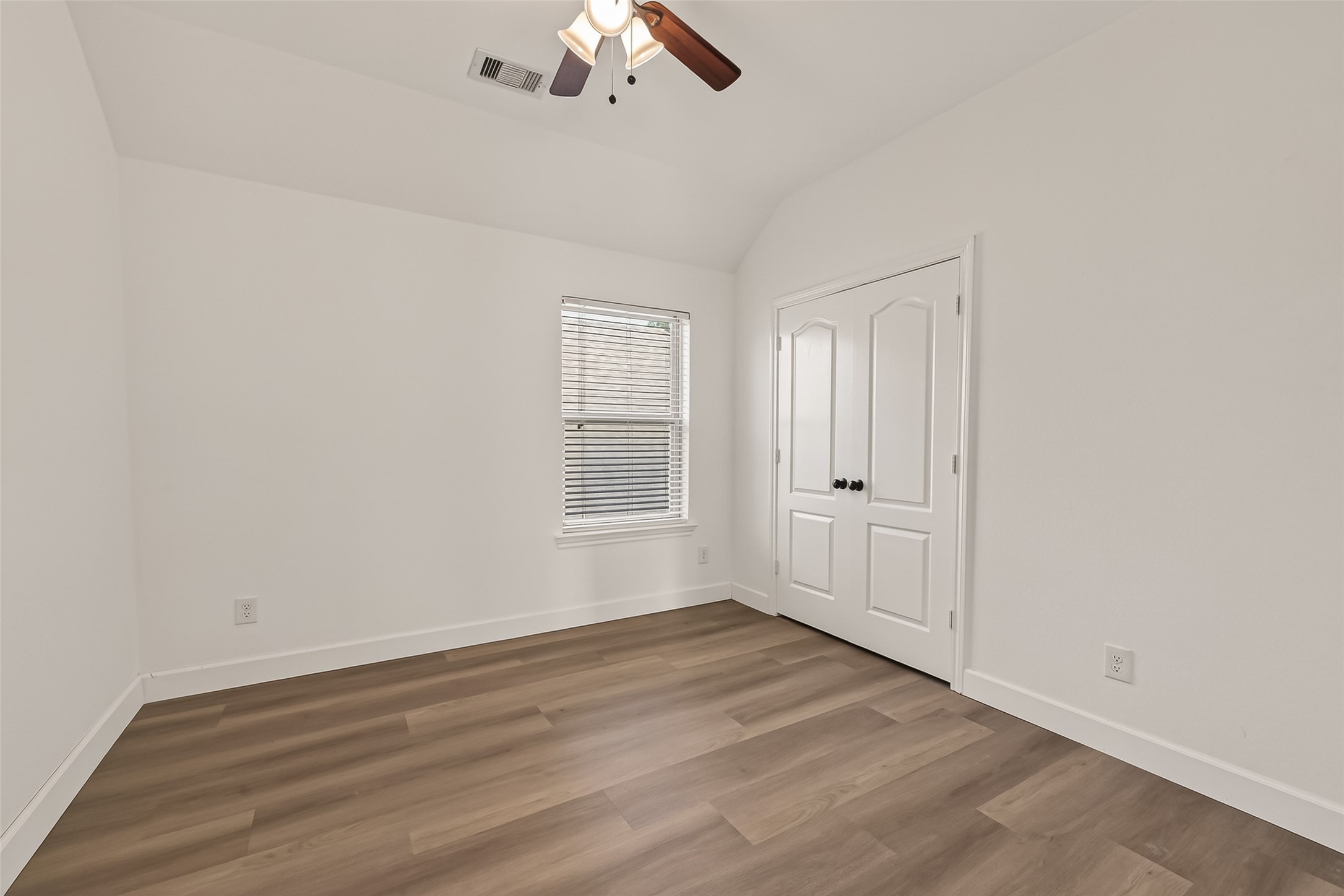 34 Wood Drake Place Tomball, TX 77375 - Photo 23 of 28