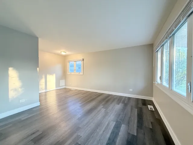 $209,000 | 17153 Walter Street, Lansing, IL 60438