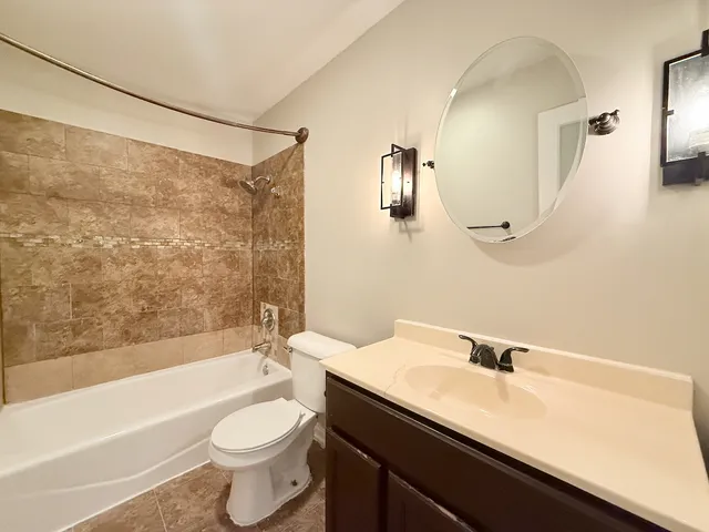 $209,000 | 17153 Walter Street, Lansing, IL 60438