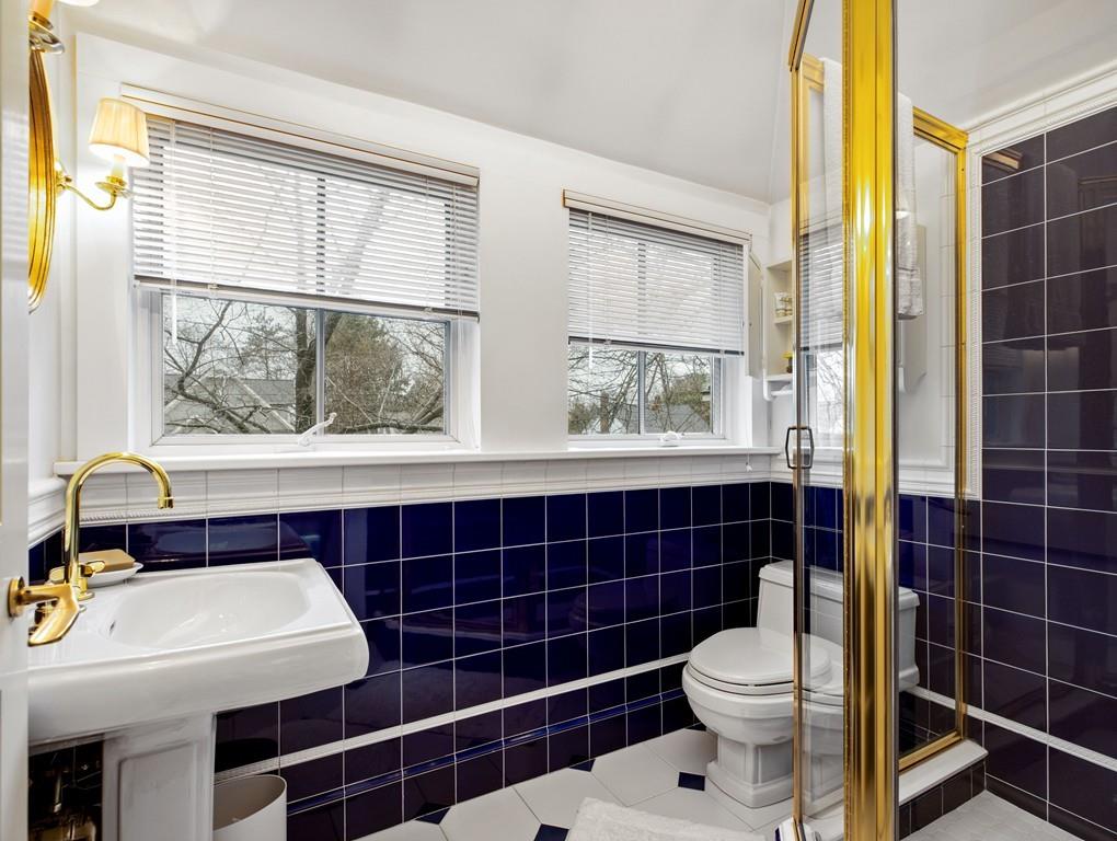17 Bertwell Road Lexington, MA 02420 - Photo 22 of 28 Gallery Image 22
