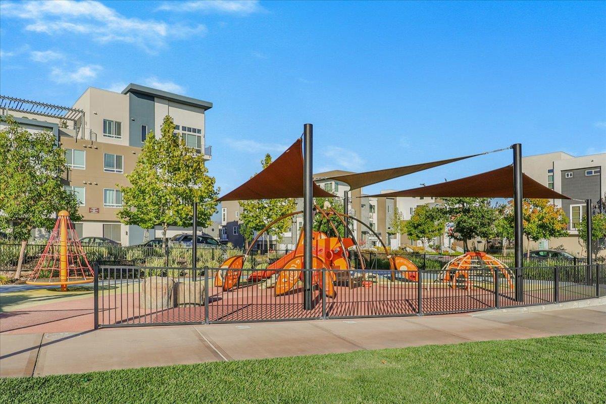 218 William Manly Street, Unit 2 San Jose, CA 95136 - Photo 52 of 65