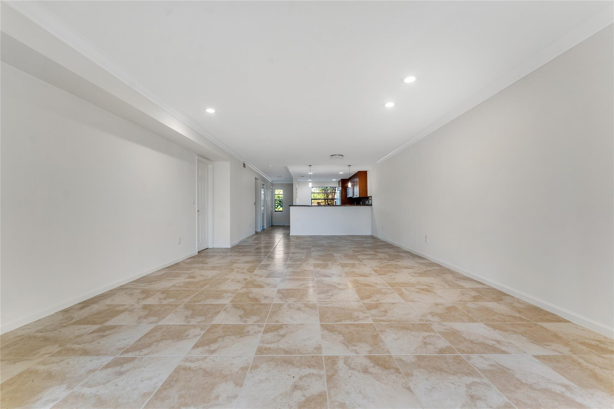 21839 Arriba Real, Unit 10I Boca Raton, FL 33433 - Photo 3 of 19 Photo 3