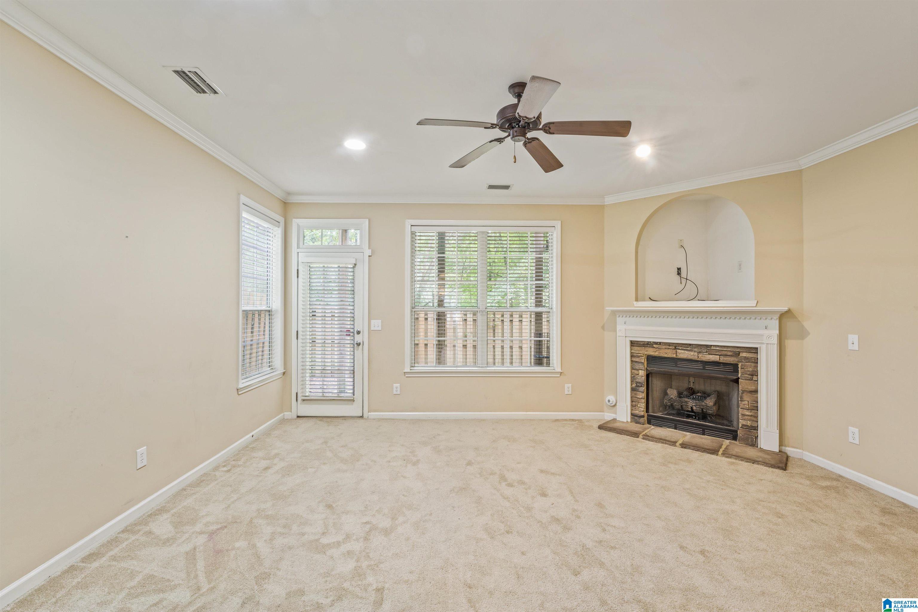 214 Calloway Lane Pelham, AL 35124 - Photo 16 of 32