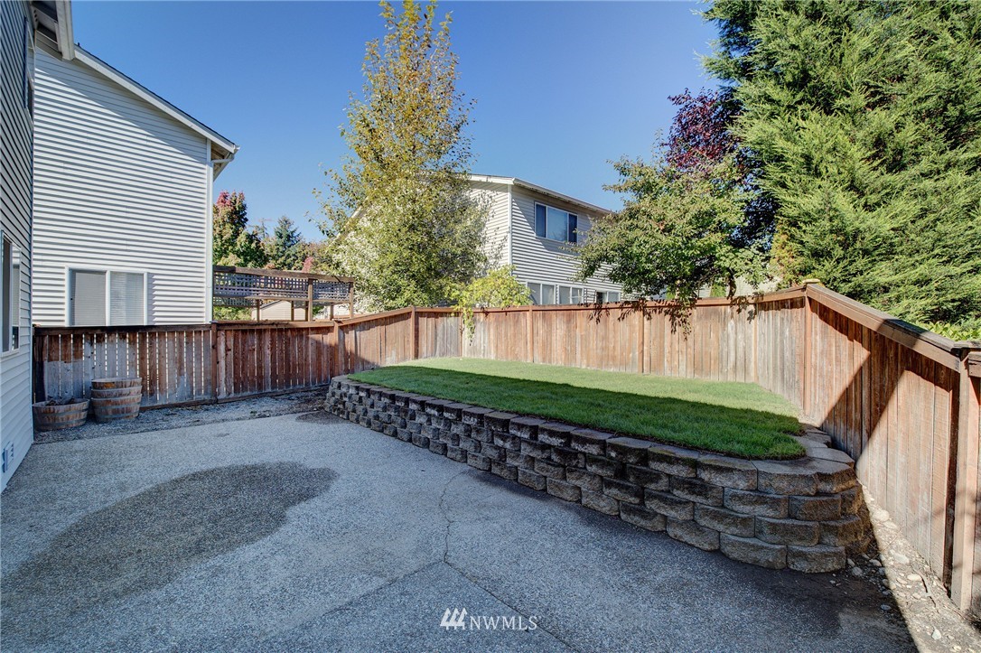 9218 Northeast 173rd Place Bothell, WA 98011 - Photo 16 of 19 Gallery Image 16
