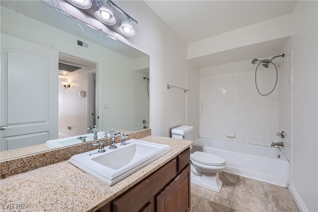 8101 West Flamingo Road, Unit 2003 Las Vegas, NV 89147 - Photo 8 of 11 Gallery Image 8