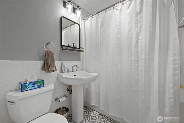 $899,000 | 347 Northwest 52nd Street, Seattle, WA 98107