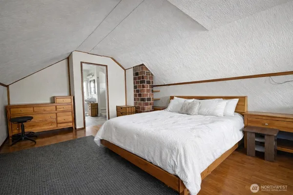 $899,000 | 347 Northwest 52nd Street, Seattle, WA 98107