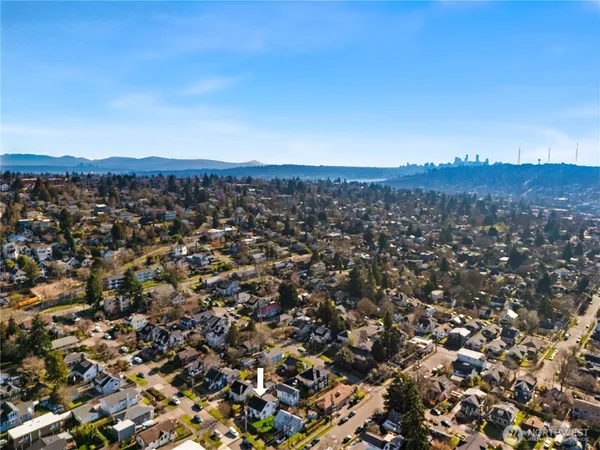 $899,000 | 347 Northwest 52nd Street, Seattle, WA 98107