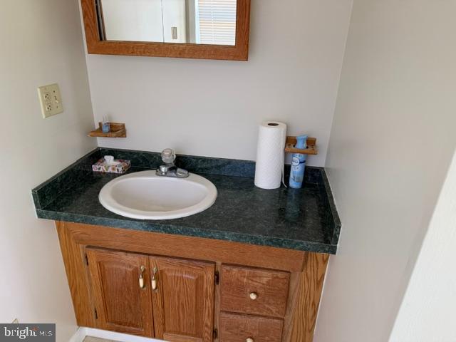 22721 Marsh Creek Road Preston, MD 21655 - Photo 15 of 22 1ST FLOOR BATH