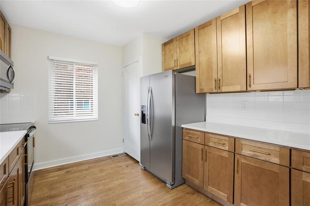 554 Richland Road Pittsburgh, PA 15228 - Photo 18 of 38 Gallery Image 18