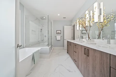 $14,000 | 28 Boulder Road, Newton, MA 02459