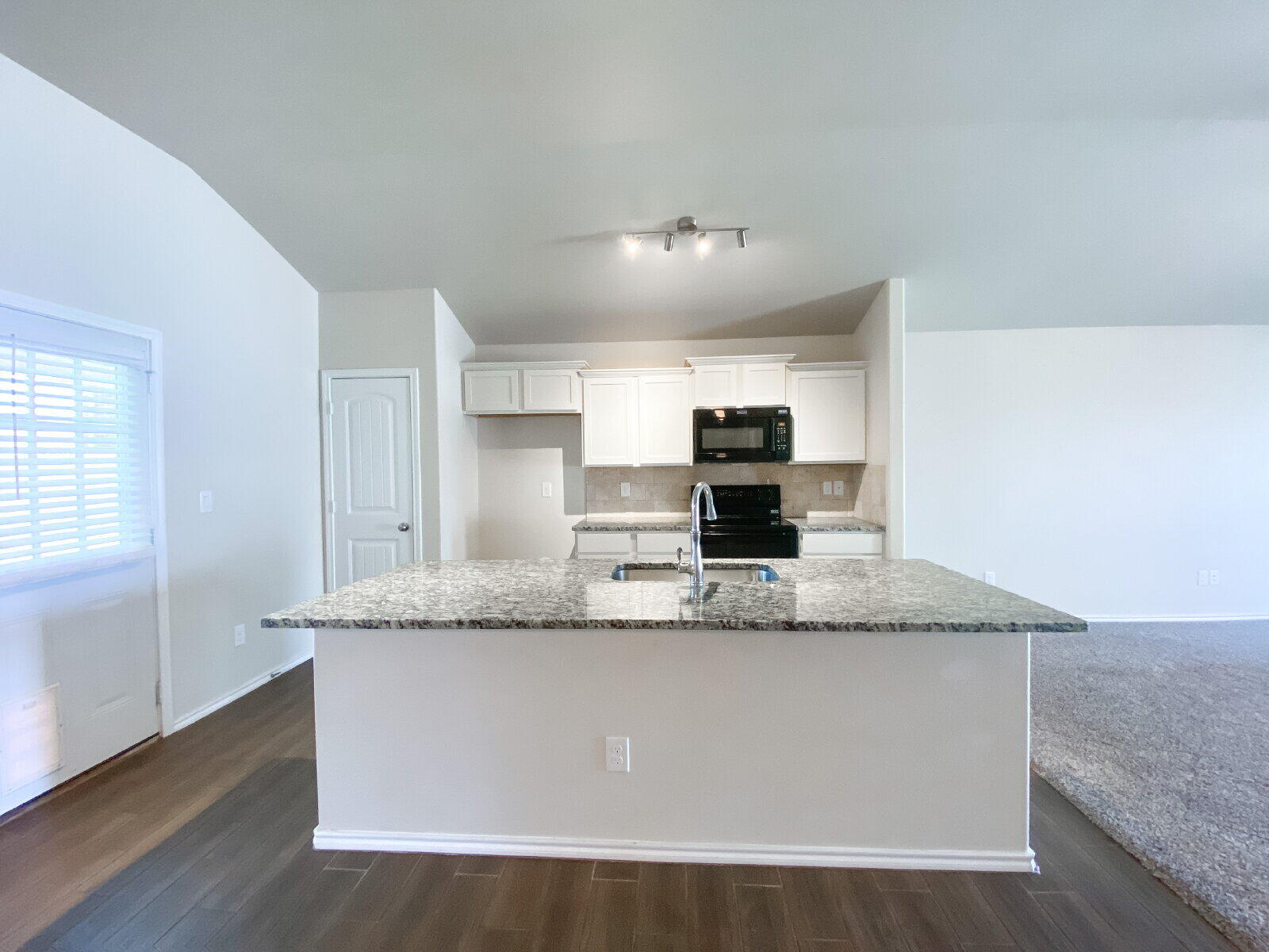 7521 103rd Street Lubbock, TX 79424 - Photo 7 of 21 7