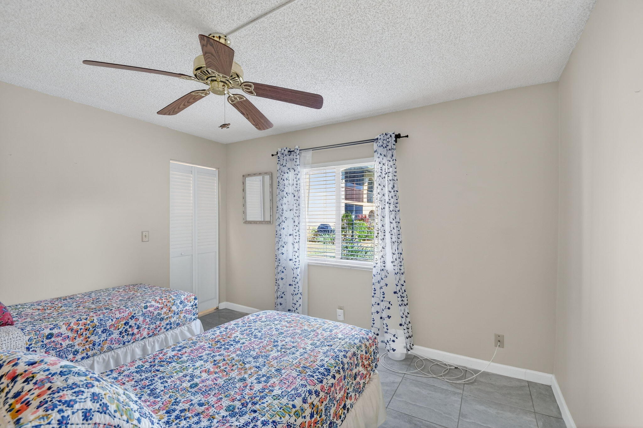 310 Pine Ridge Circle, Unit B1 Greenacres, FL 33463 - Photo 27 of 40 28-web-or-mls-DSC_2888