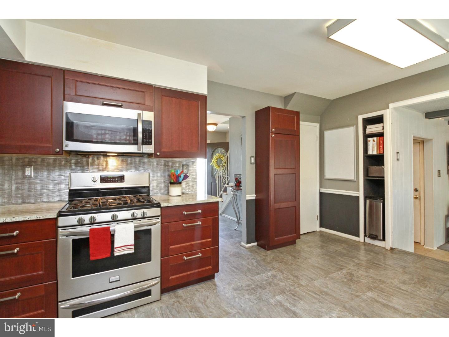 111 Saddle Ridge Road Voorhees, NJ 08043 - Photo 12 of 24 Kitchen