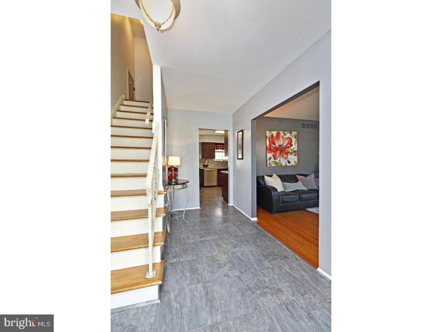 111 Saddle Ridge Road Voorhees, NJ 08043 - Photo 3 of 24 Hallway