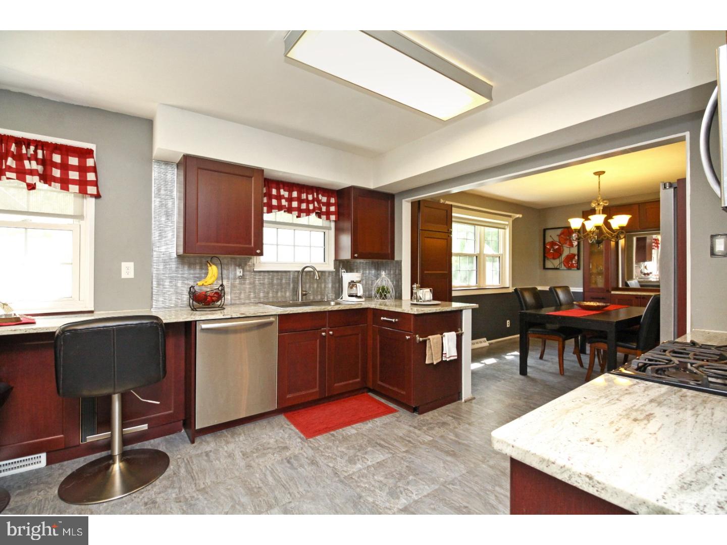 111 Saddle Ridge Road Voorhees, NJ 08043 - Photo 10 of 24 Kitchen