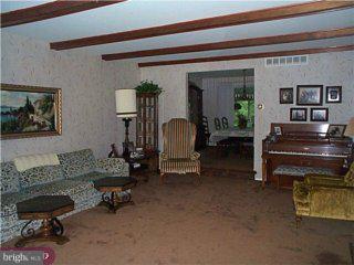 65 Hoover Road Huntingdon Valley, PA 19006 - Photo 2 of 6 Gallery Image 2