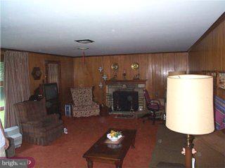 65 Hoover Road Huntingdon Valley, PA 19006 - Photo 5 of 6 Gallery Image 5