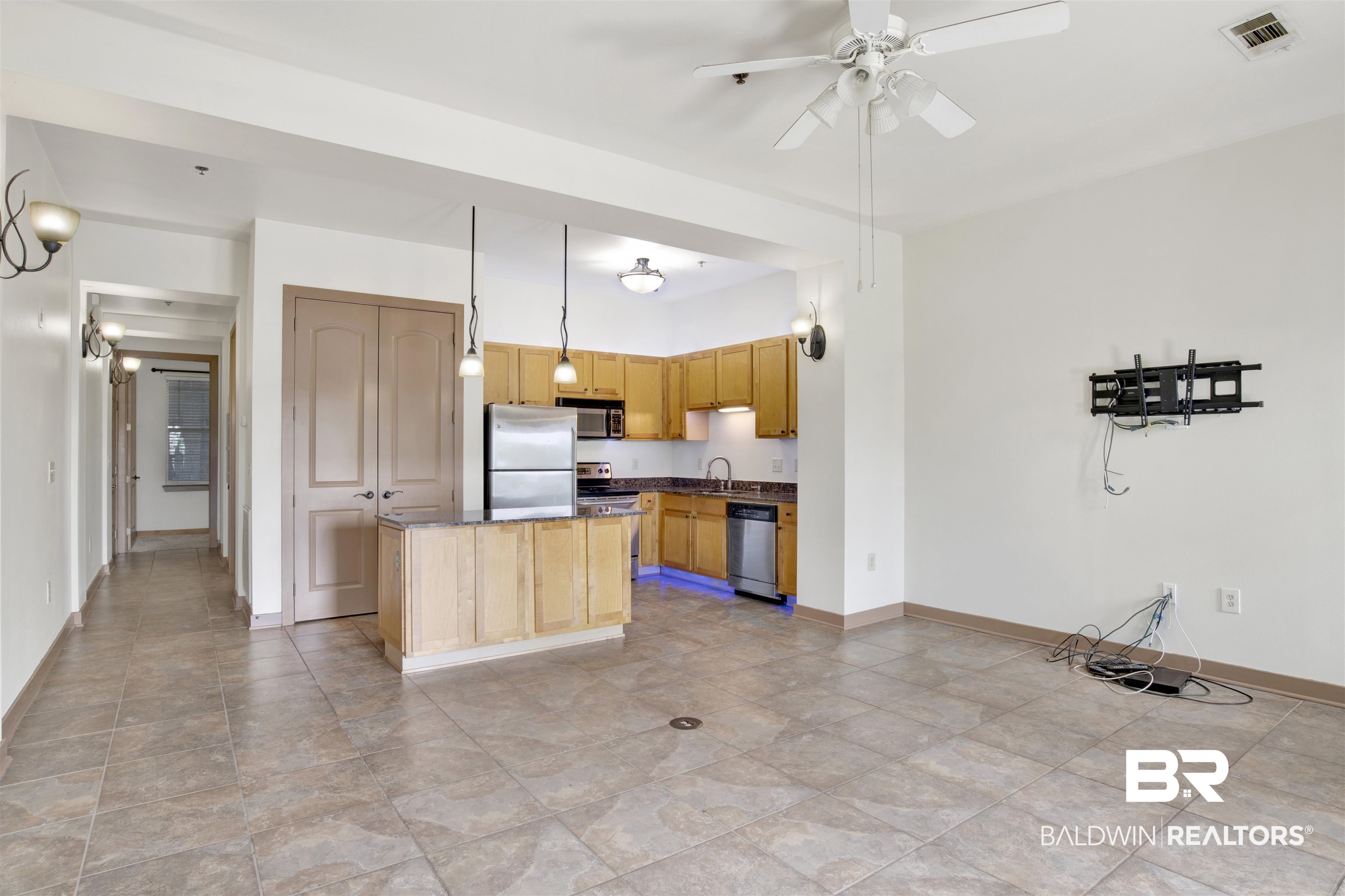 1430 Regency Road, Unit B303 Gulf Shores, AL 36542 - Photo 2 of 14