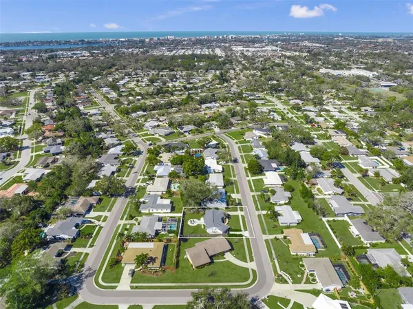 $485,000 | 3165 Regatta Circle, Sarasota, FL 34231