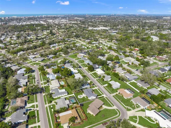 $485,000 | 3165 Regatta Circle, Sarasota, FL 34231